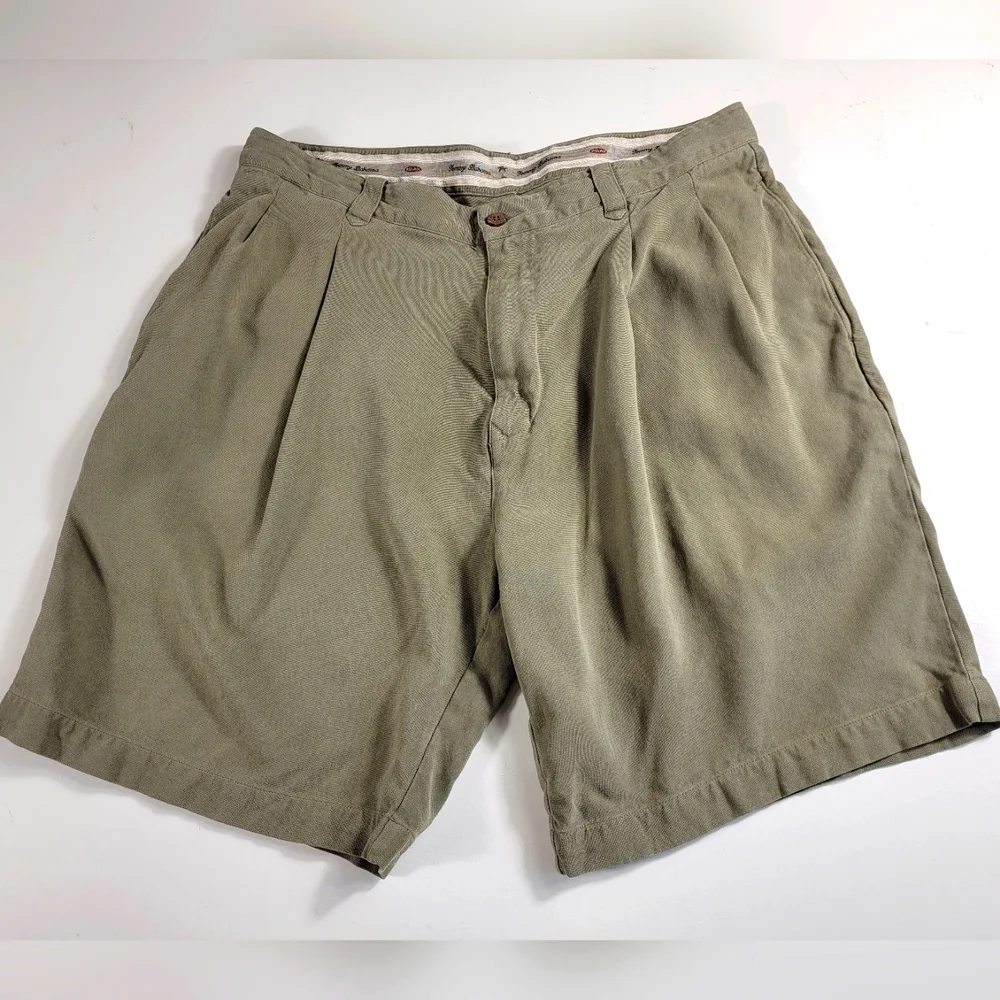 Tommy Bahama Hawaii Aloha Shorts Silk Men's 35 Pleated beige